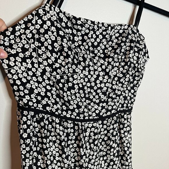 NWT Lulu's Kind Heart Black Floral Print Tiered Lace-Up Midi Dress - Picture 4 of 7